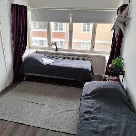 Varvinkatu * Πόρι